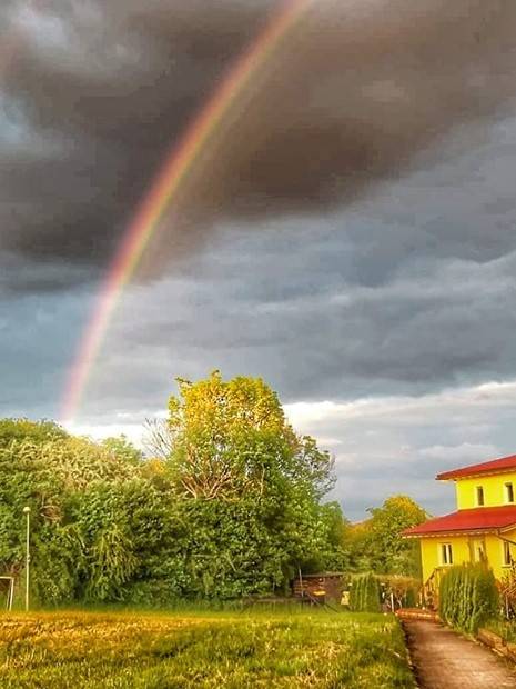 Regenbogen in Wetzlar. Aufgenommen mit Samsung Smartphone und bearbeitet mit Snapseed. HDR Effekt. Bild Andreas Rabe