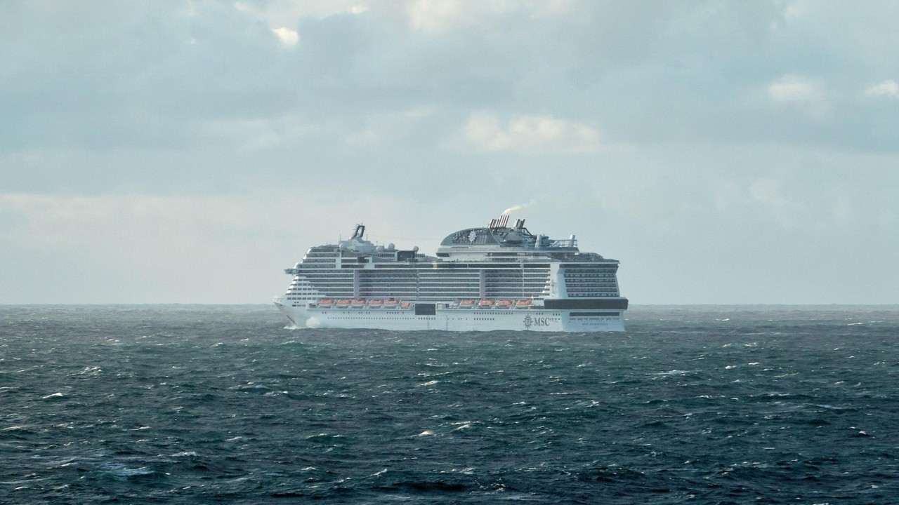 Kreuzfahrt Schiff auf See. Wie sieht es mit WLAN und Internet auf dem Schiff aus?