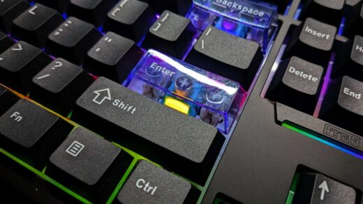 Epomaker Magcore 87 TKL Ansi Layout mit transparenter Enter Tast