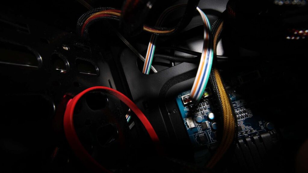 Kabel Management Mainboard Computer