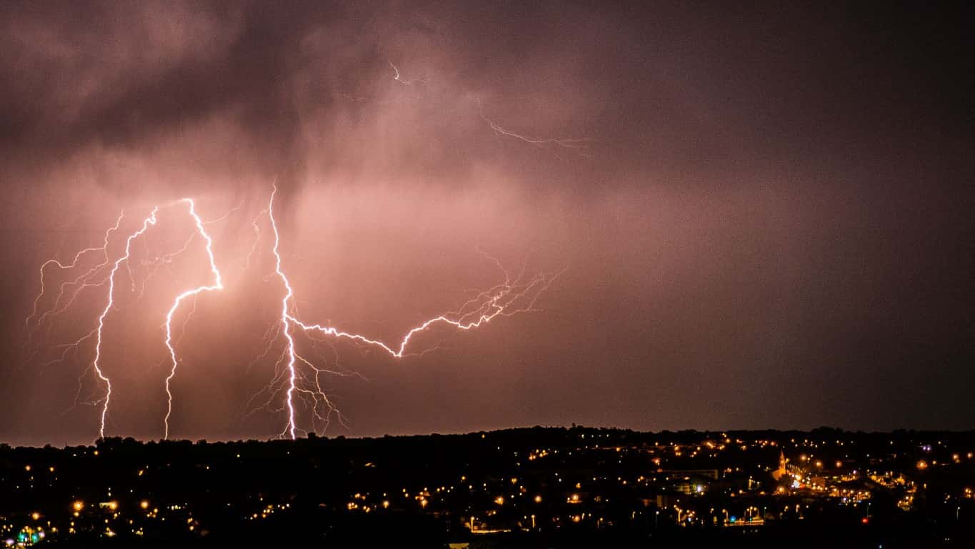 Gewitter und Hitzwelle - wie du deine Hardware schützen kannst