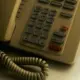 Altes, historisches Festnetztelefon mit Tasten